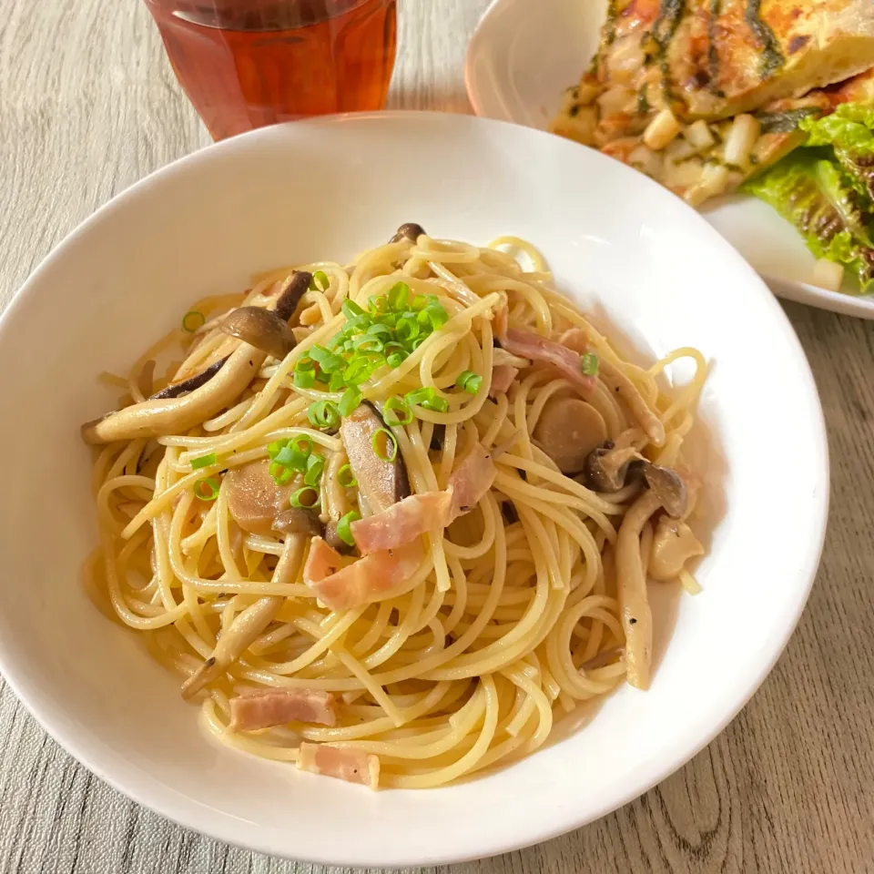 きのことベーコンのバター醤油スパゲティ|まみっこさん