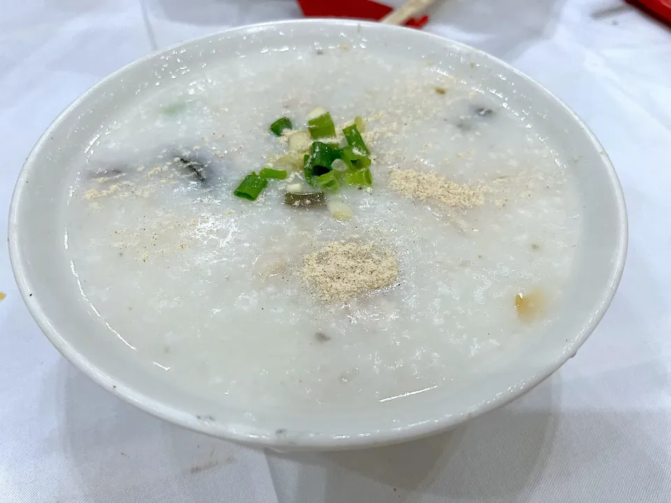 Preserved egg and pork porridge|skyblueさん