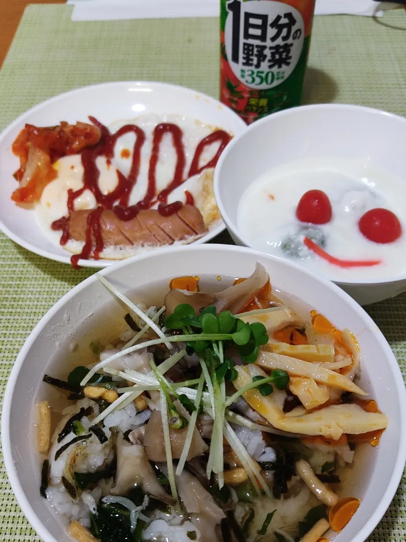 最近のラーメンとメンマ

ラーメンにメンマが入っていると小躍りしてしまいます。
最近入っていないのはなんで？
メンマの味がラーメンとケンカしちゃうから？
ラーメンにはメンマの食感が必須だと思うのですが。|Rピージャーさん