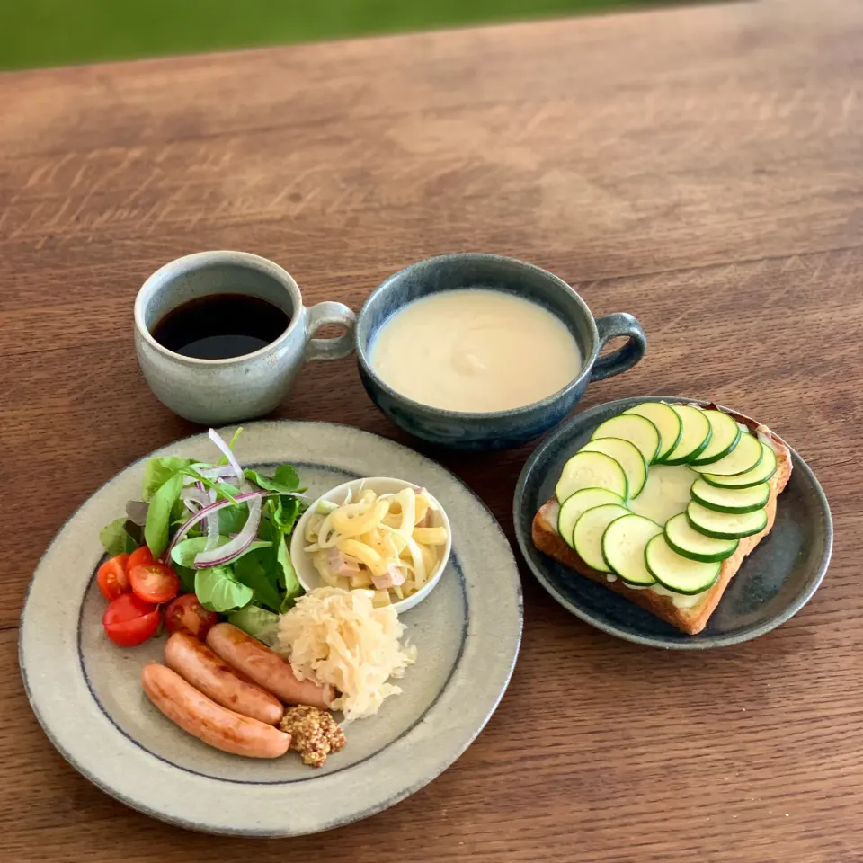 いつかの朝ごはん|ぺんぎんさん