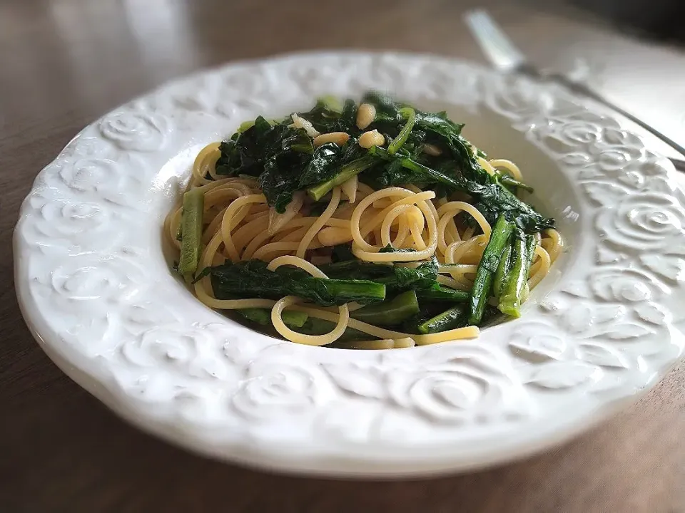 アンチョビと春菊のスパゲティ|古尾谷りかこさん