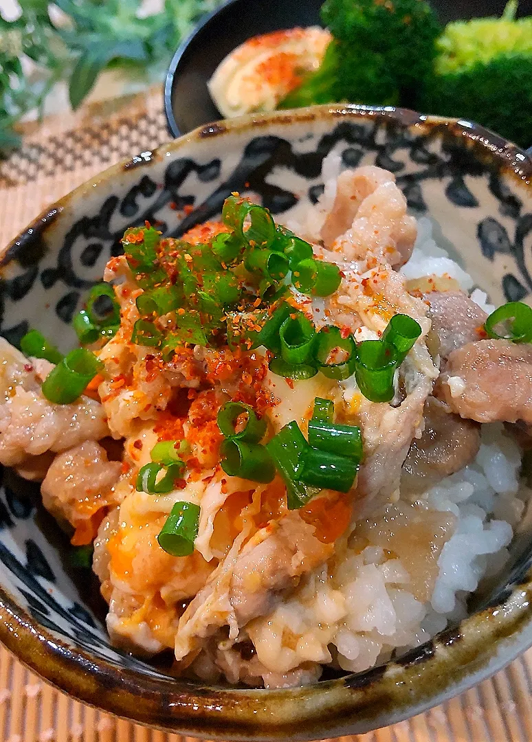 肉丼|ポコさん