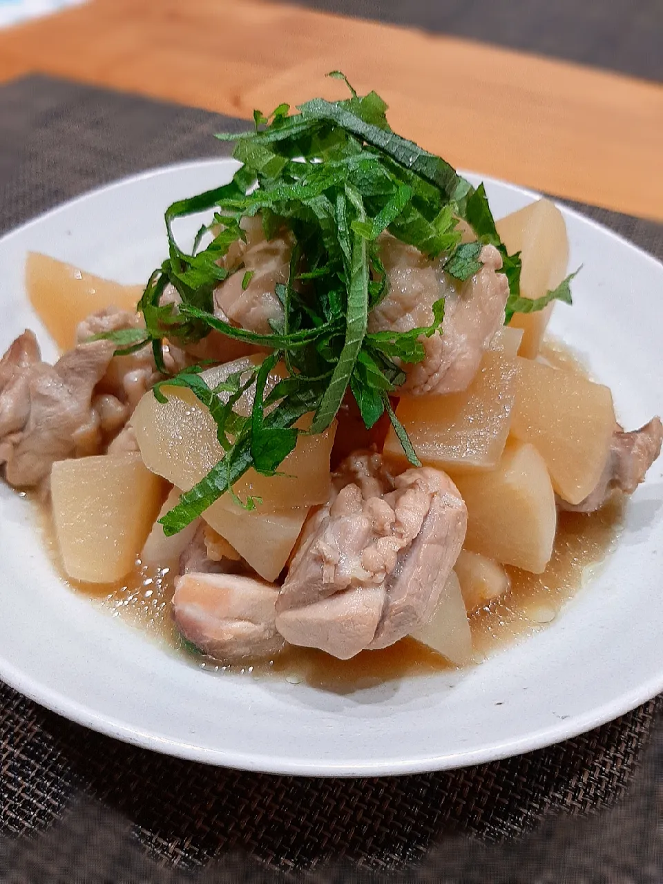 鶏もも肉と大根のあっさり煮|マイさん