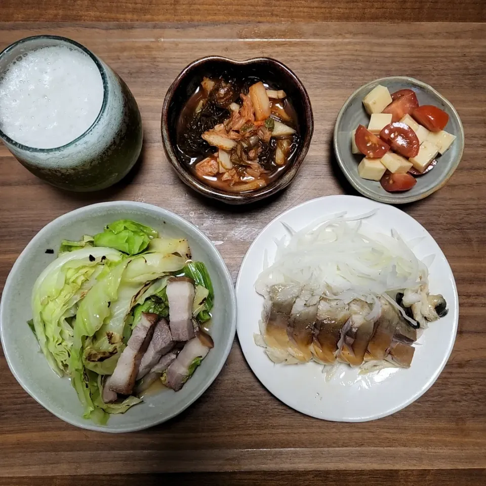 20221121
キャベツとベーコンの焼きひたし
炙り燻鯖
トマトとチーズのオイル和え
もずくキムチ|noccoさん