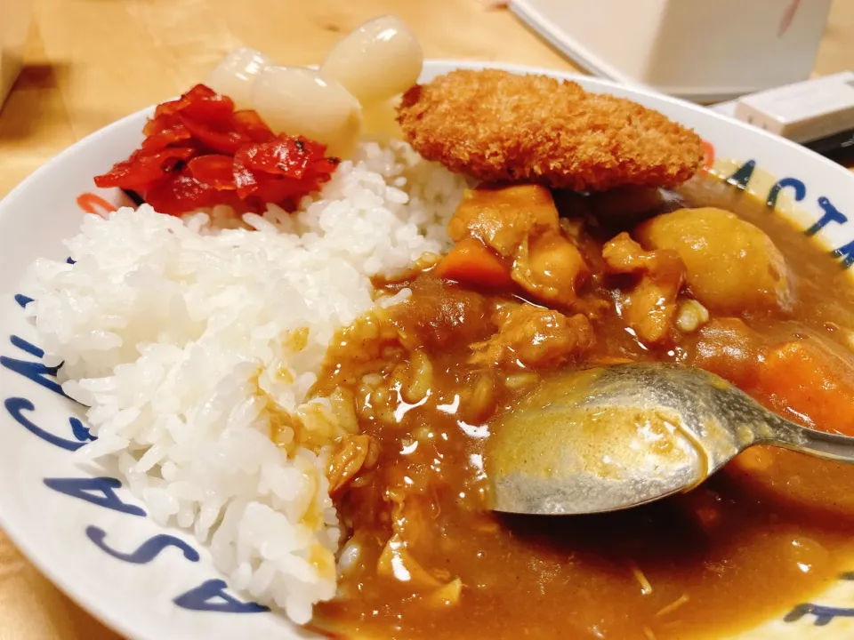 昨日のFacebookを覗いたかは不明だけど、脳腫瘍や食道癌を気遣いながら、娘が大好きなカレー🍛にしてくれたよ😊|ジイジさん