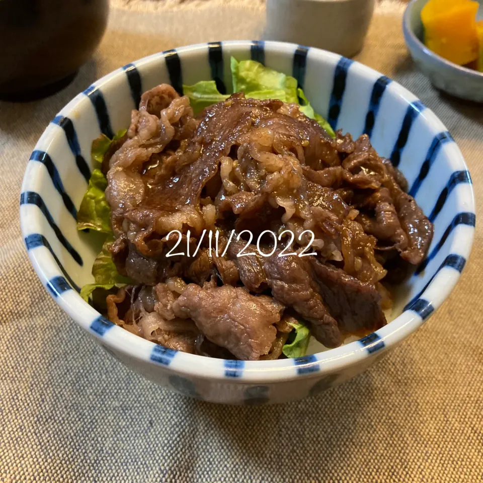 焼肉丼|友さん