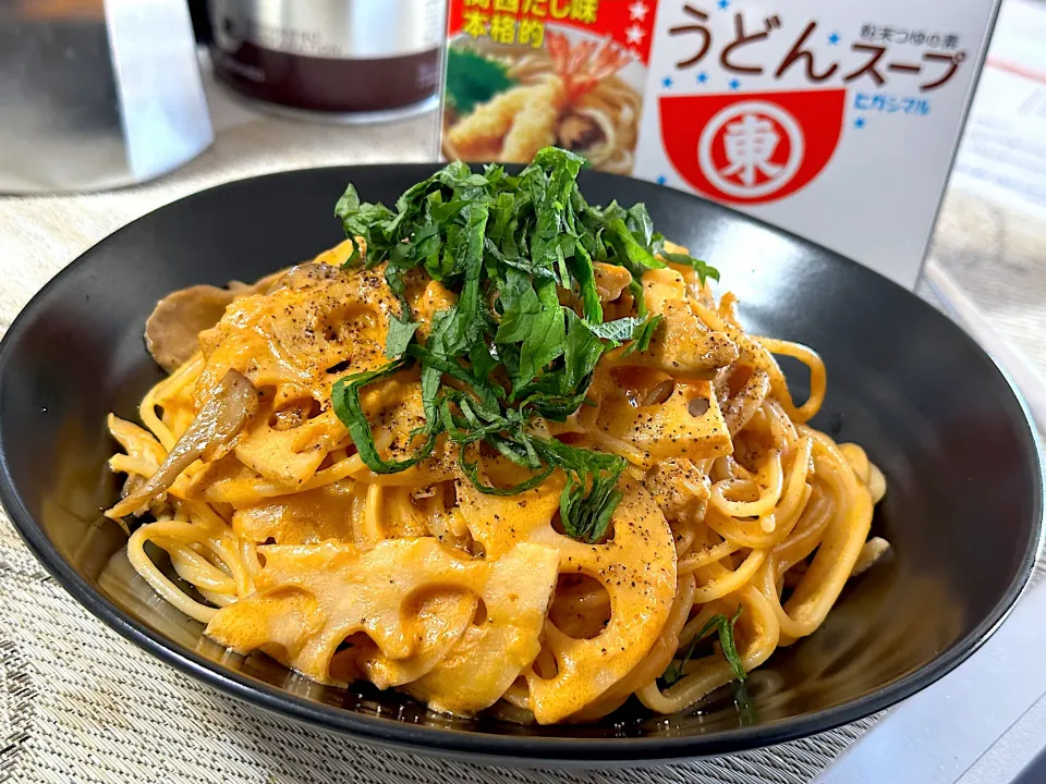 うどんスープを使ったトマトクリームスパゲティ|しげさんさん