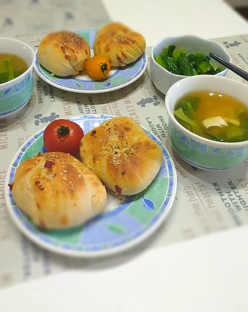 りるのんさんの料理 チーズロール🌸|みったんさん