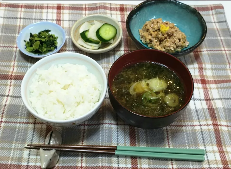 ひとり暮らしの朝ごはん
納豆定食|keeijnsさん