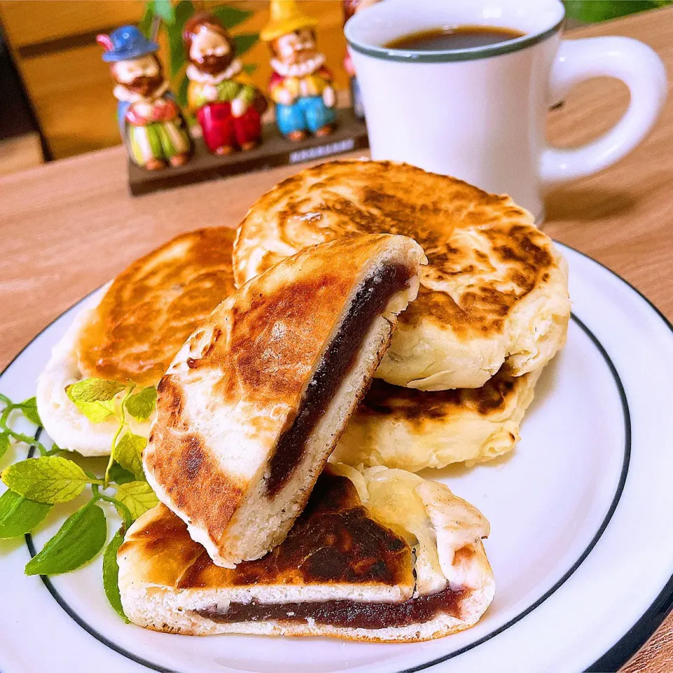 こし餡とチーズホットク🥞　　　　　焦がし過ぎました😅|Sの食卓さん