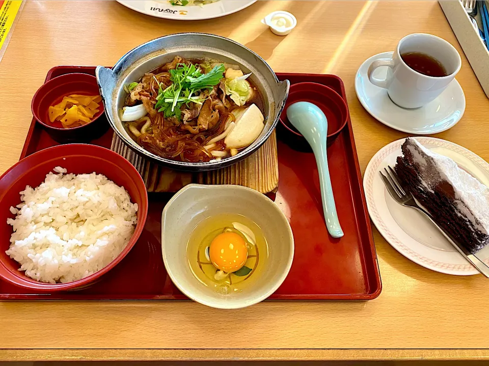 すき焼き定食に無料クーポンのチョコレートケーキ#ジョイフル|Hi-Niさん