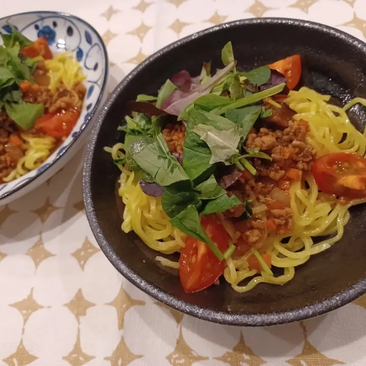 野菜そぼろをからめて！ジャージャー麺|ポロポロさん