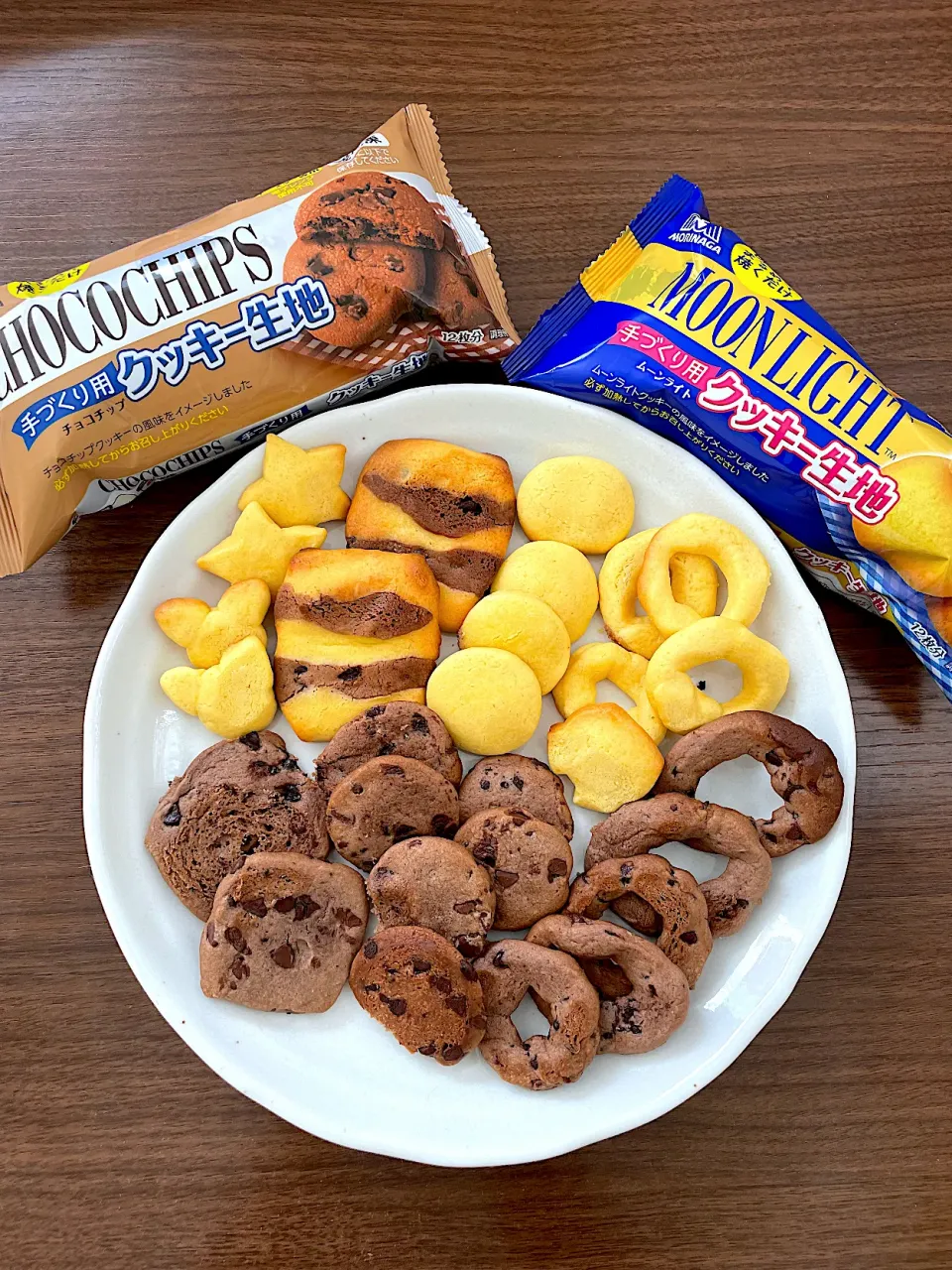 Snapdishの料理写真:ムーンライトクッキー、チョコチップクッキー♫|あやとん♪さん