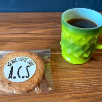 コーヒーとクッキー。1人でカフェ。|マロンさん