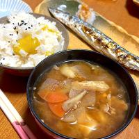 栗ご飯、豚汁、焼き秋刀魚