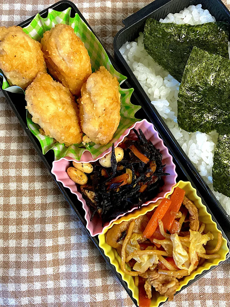 11/25☆旦那☆時間なかった💦変な弁当🙏|ちーさん