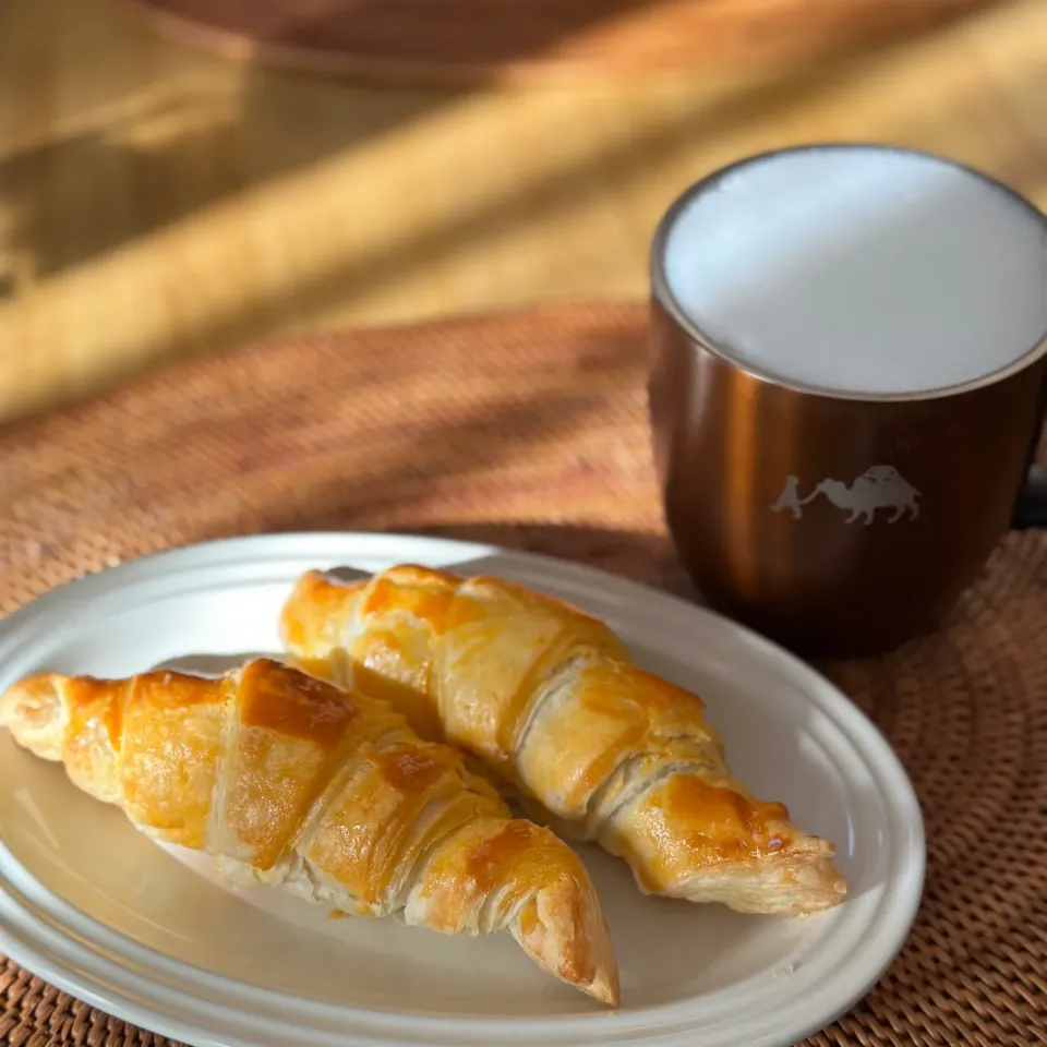 Snapdishの料理写真:パイシートでクロワッサン🥐|いくさん