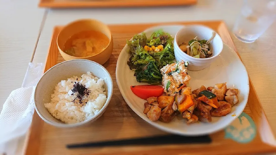 Snapdishの料理写真:カフェランチ😋🍴💕|まなみさん