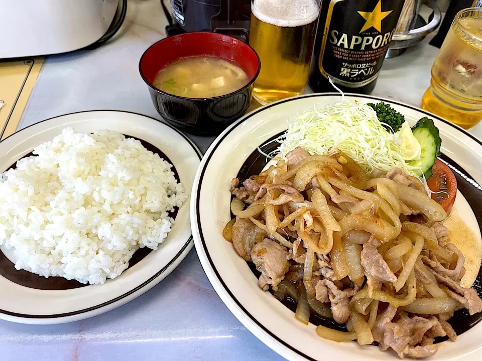 洋食屋さんの生姜焼きランチ|須佐 浩幸さん