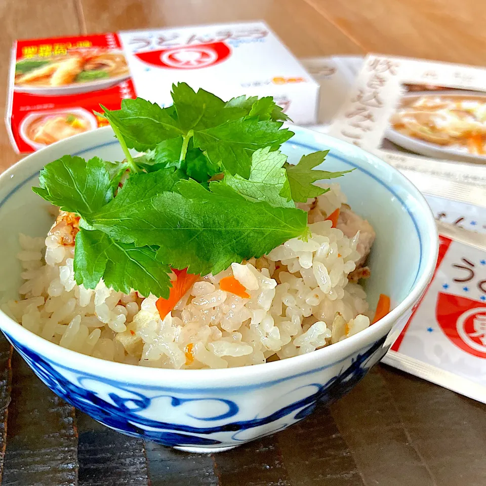 味付けはうどんスープだけ"炊き込みご飯"|みずほさん