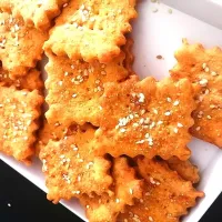 Snapdishの料理写真:Hot and spicy crackers
#homebaked|Teeさん