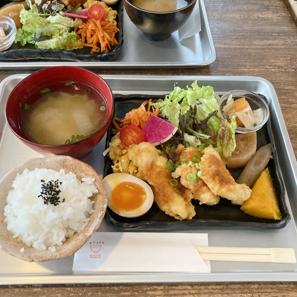 鶏天おろしゆずポン酢のランチ🍚|ちゃみこさん