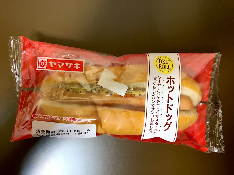 Snapdishの料理写真:ヤマザキ ホットドッグ|ばーさんさん