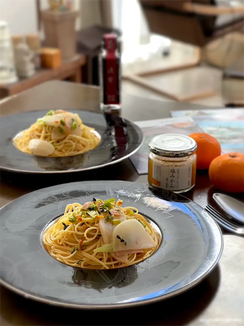 食卓を紡ぐおたより便　塩みかん🍊でガリバタ塩みかん蕪パスタ🍝|由美さん