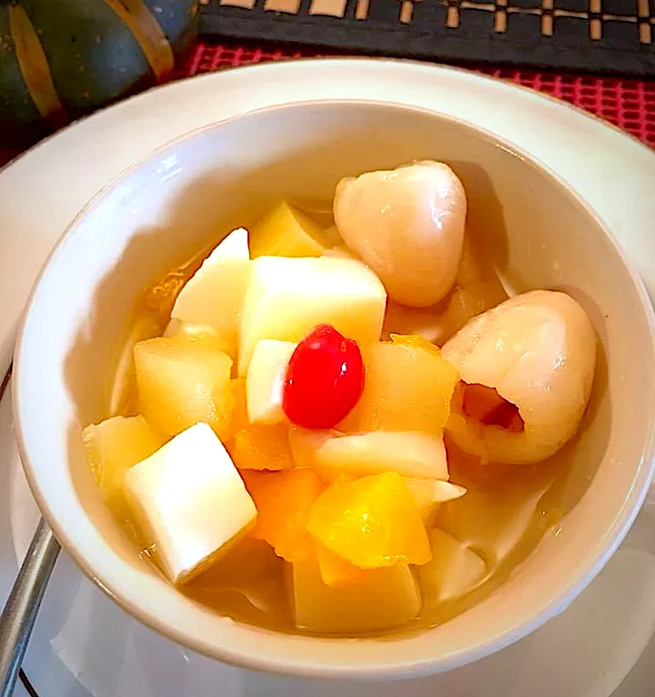 Lychees with almond jelly|🌺IAnneさん