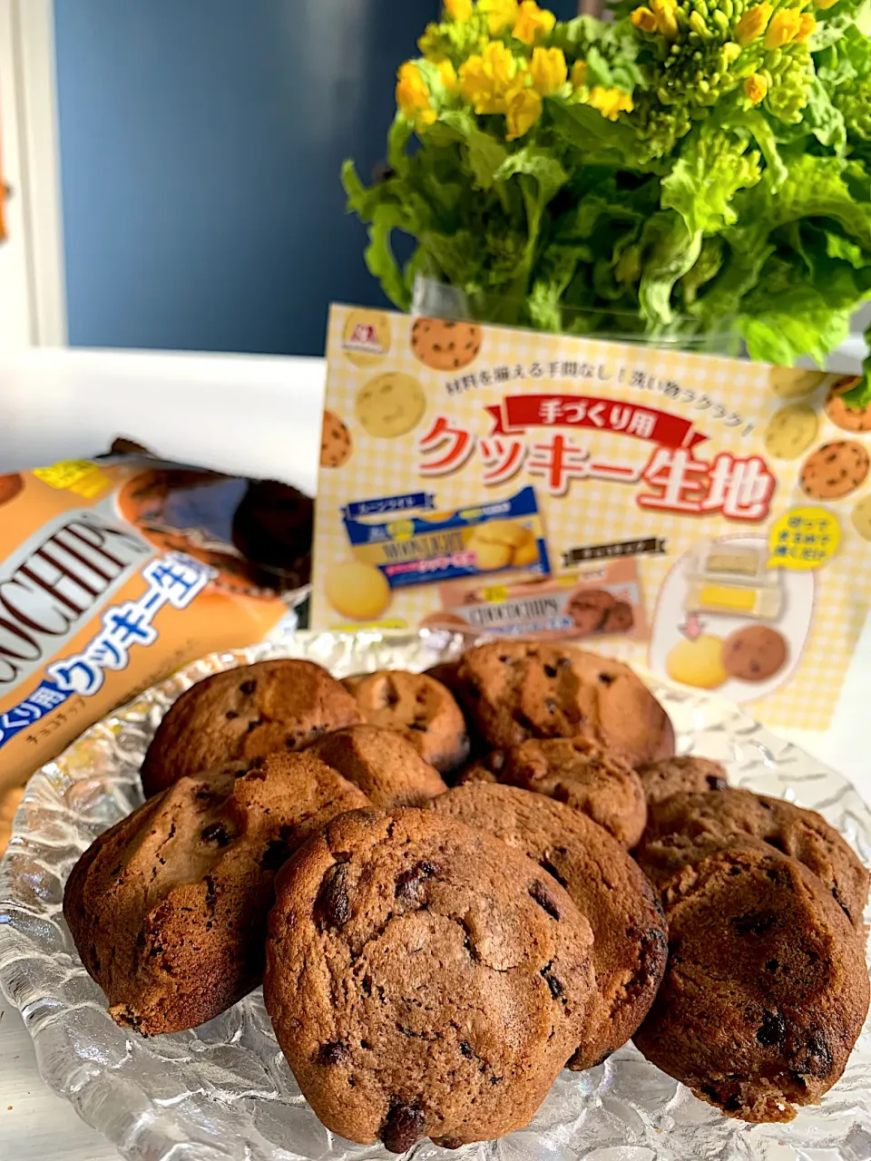 チョイ焦げてもーた😣チョコチップクッキー🍪|🐶すずりんさん