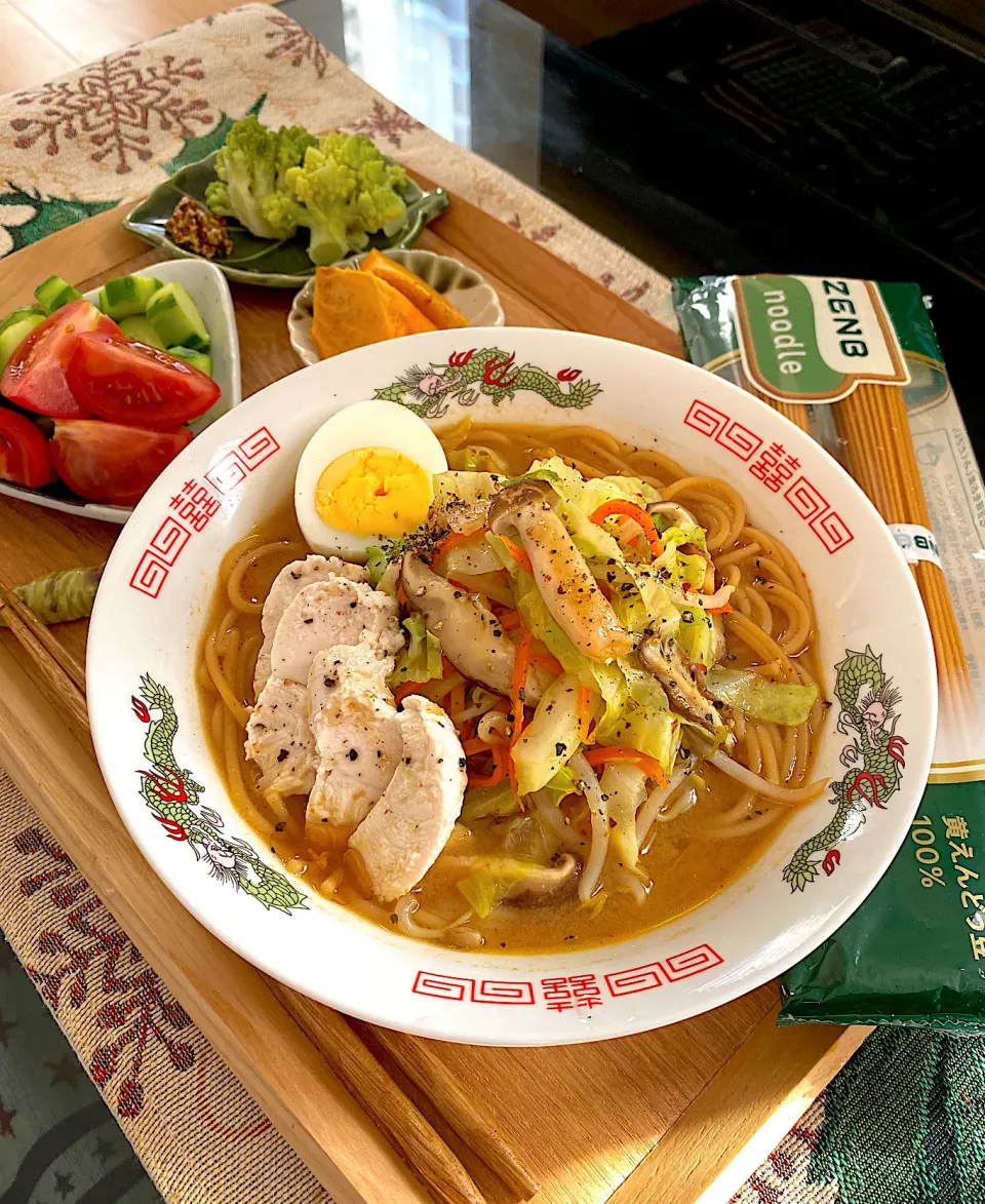 ゆかりさんの料理 ゼンブヌードルで味噌ラーメン🐓🌱|ゆかりさん