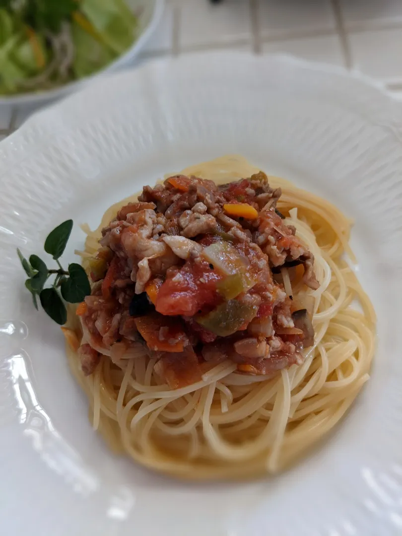 ミートソースパスタ|やしゃ〜らさん