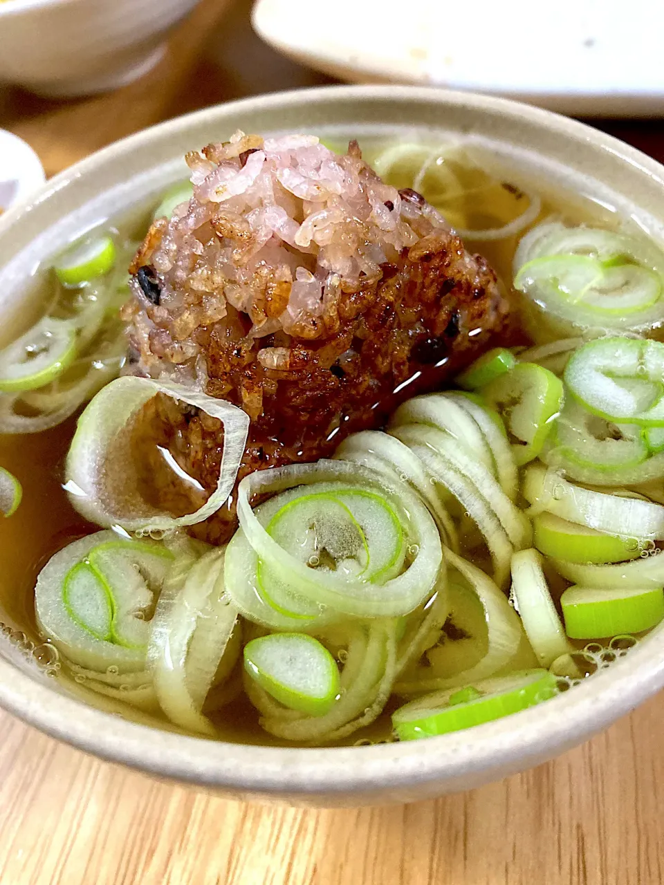 焼きおにぎり山葵出汁茶漬け|小次郎さん