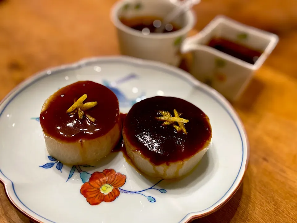 Snapdishの料理写真:赤味噌食べ比べ☆ふろふき大根☺︎|まめすけ。さん