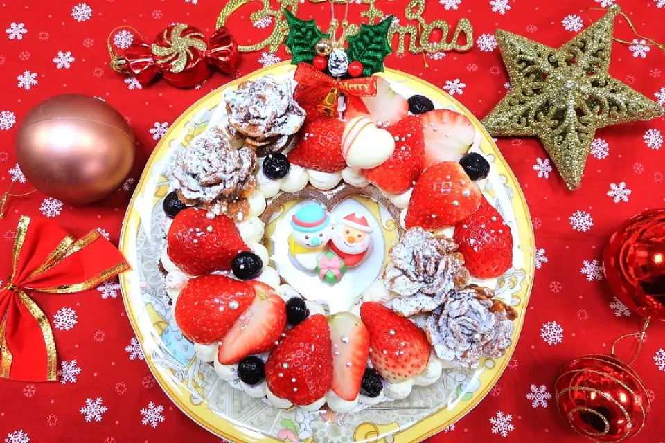 Snapdishの料理写真:🎄イチゴのクリスマスリースタルト|natsuoさん