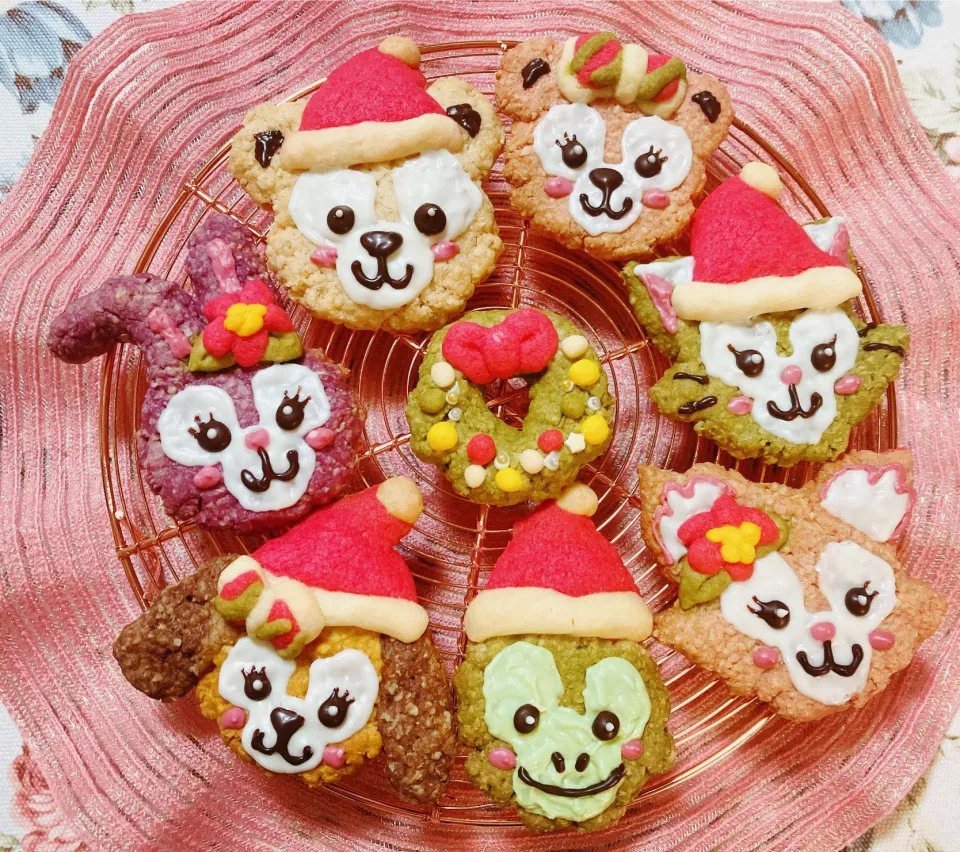 Snapdishの料理写真:ダッフィーフレンズクッキー🎄🎁🎅🌟🍪🧸|めいちさん