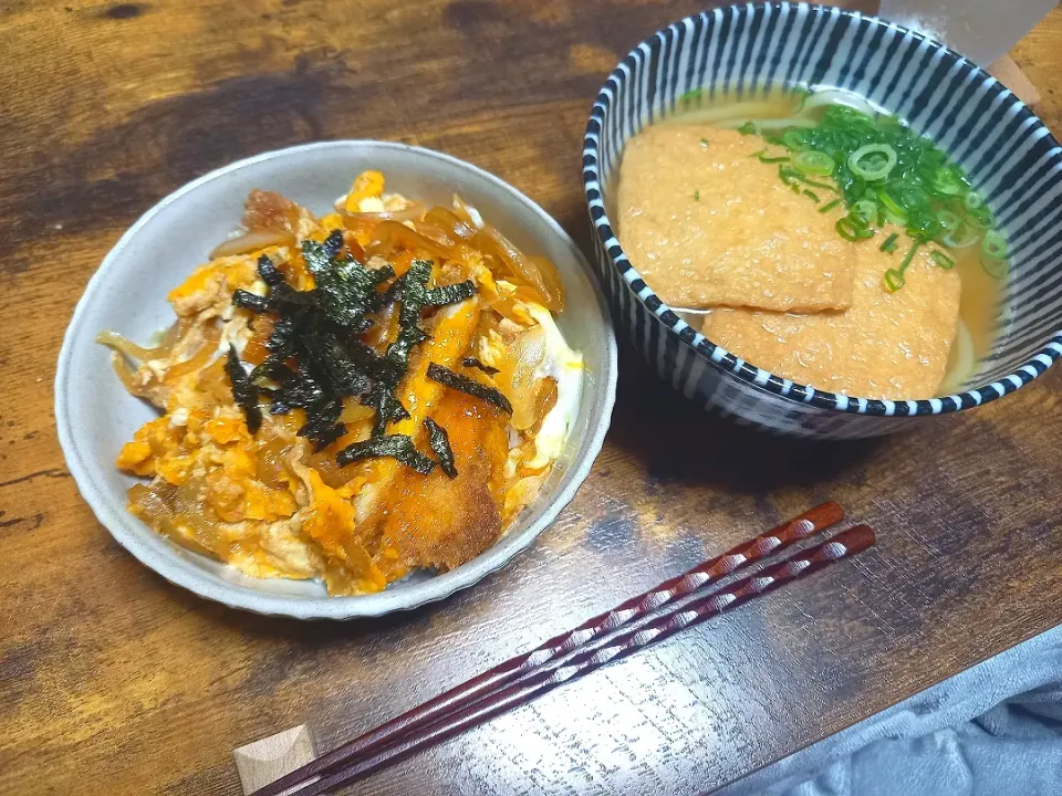 ・カツ丼
・きつねうどん|ちりさん