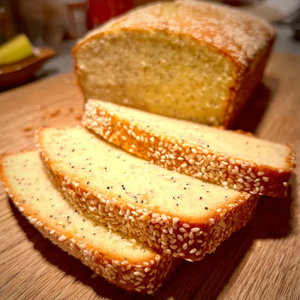 Sesame tahini loaf cake|Dean M Rogersさん