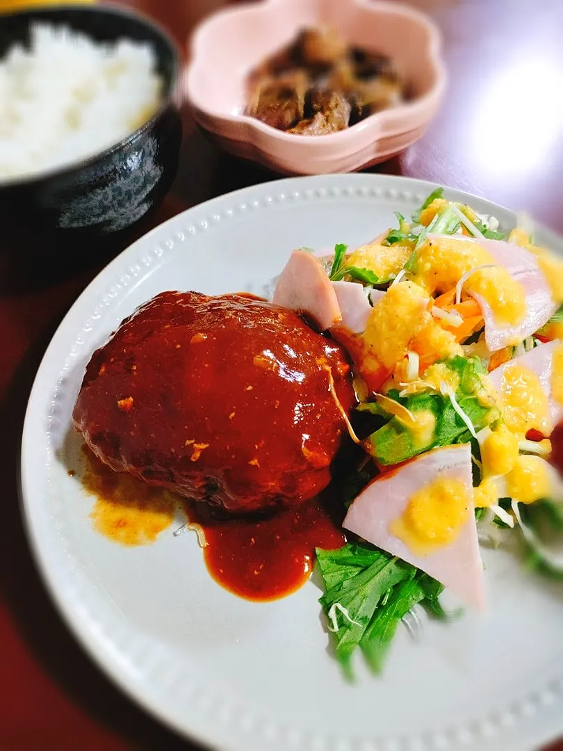 おうちごはんのハンバーグ定食
鶏肝煮|mikeyさん