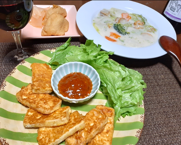 レオンさんの料理
　豆腐のジョン🇰🇷
　
　ベビーホタテと白菜の中華クリー　ム煮🥬