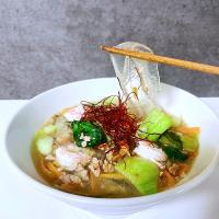 生姜香る青梗菜と海老の極太春雨スープ