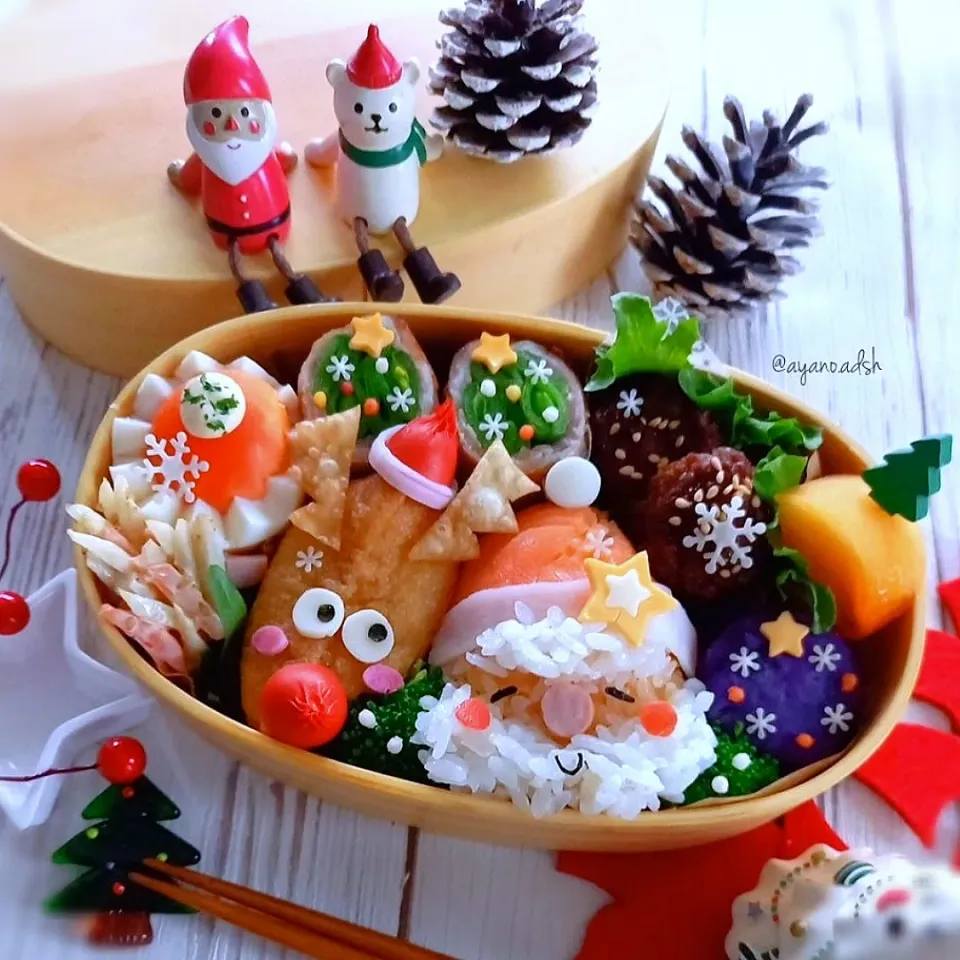 なかよし🎅サンタとトナカイの
クリスマス弁当✨🎄✨
🎅サーモン握りとトナカイおいなりさん|ayano.adshさん