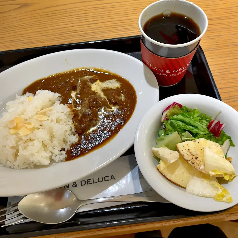 Snapdishの料理写真:MONTHLY CURRY LUNCH|T. Wonderさん