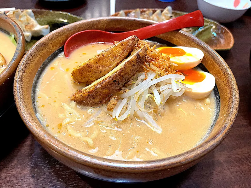 北海道味噌ラーメン　味玉トッピング|ゆっこっこさん