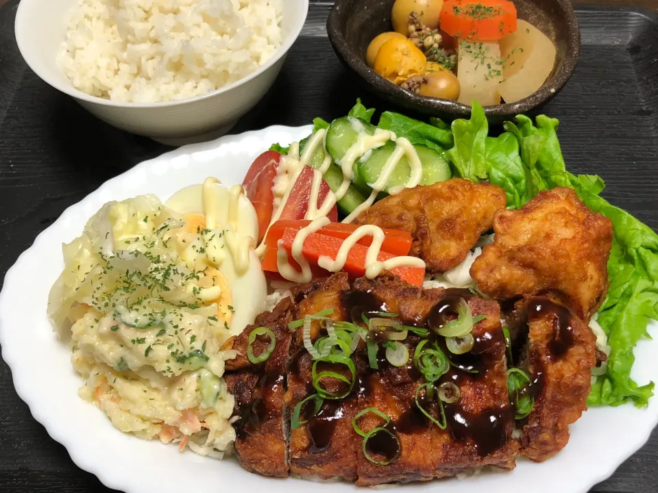 豚ロースの唐揚げ&鶏もも肉の唐揚げ&鶏モツ煮|まちゃさん