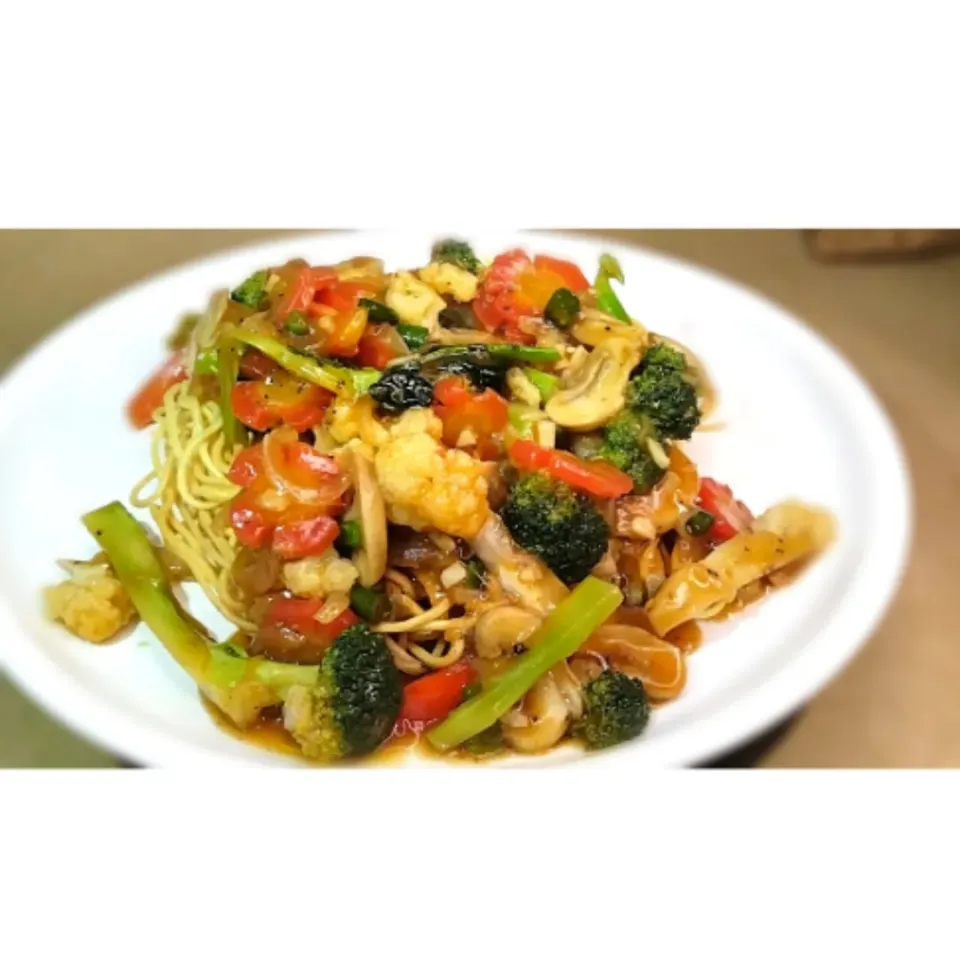 Crispy noodles with vegetables|Mrs.Tandoori Channelさん