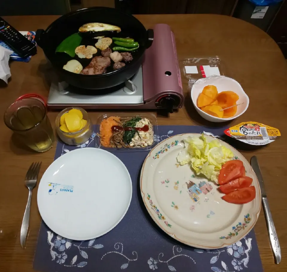 Snapdishの料理写真:鉄鍋焼き(夕飯)|enarinさん