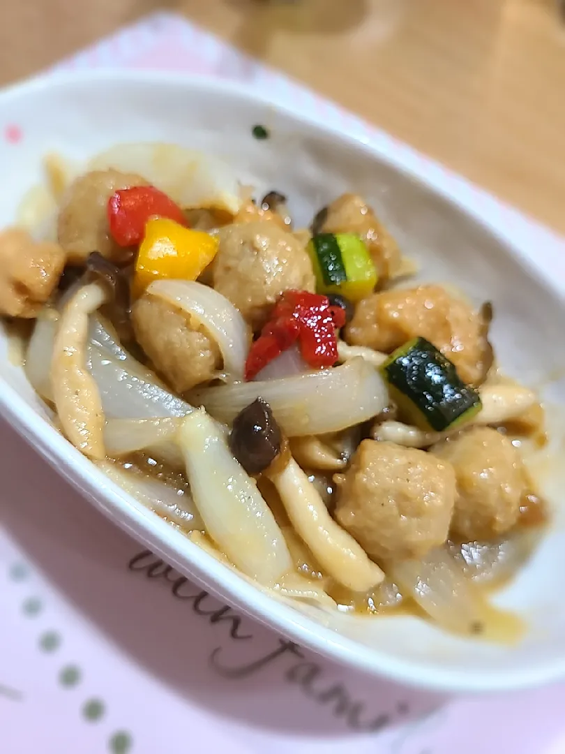 鶏団子としめじの彩り甘酢炒め😋|みぽりん♪さん