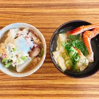 Snapdishの料理写真:かぶとかぶの葉とどんこの雑炊&ワタリガニと油揚げと九条ねぎのお味噌汁|Kawahara Ryutaさん