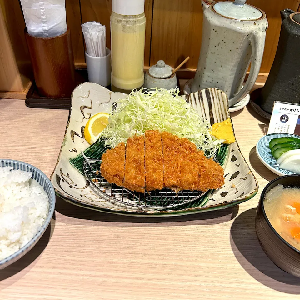 ロースカツ定食|山内博之さん